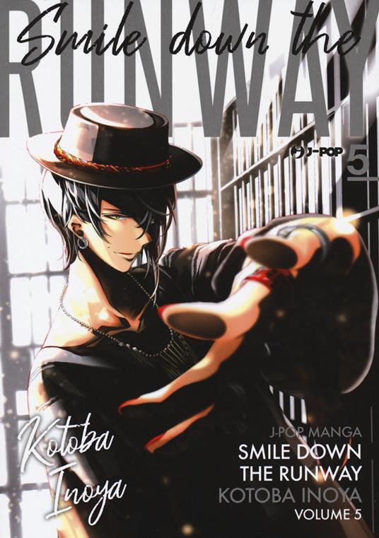 SMILE DOWN THE RUNWAY 5